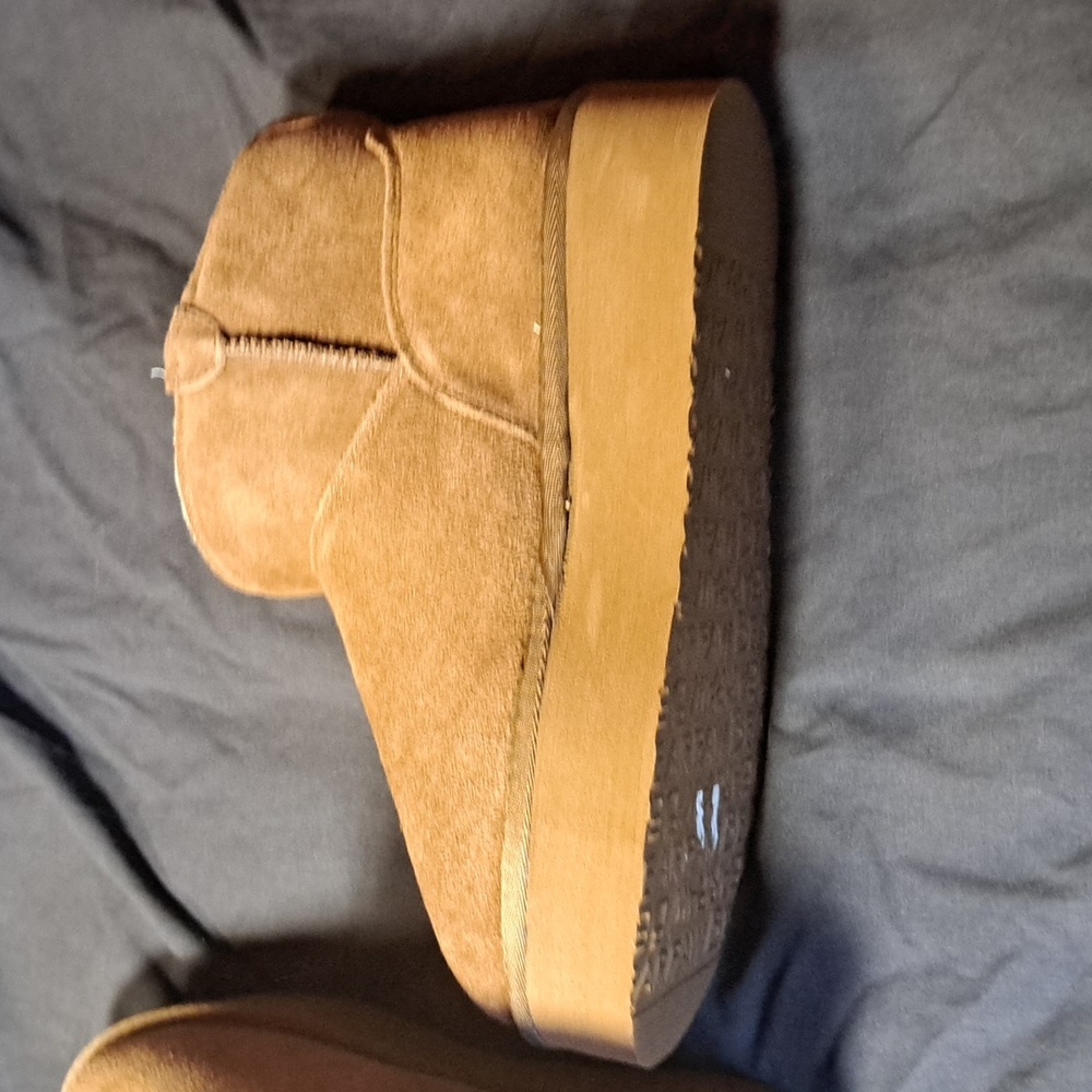 NWOT Bearpaw Women's Toni Zip Side Brown Platform Size 9 Boot - Picture 9 of 14